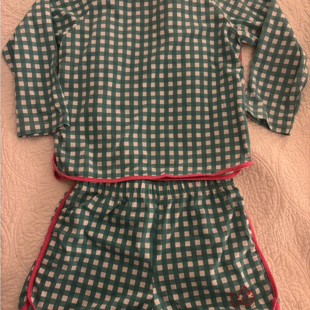 Girls Prodoh Green and pink checkered set. Size 7/8